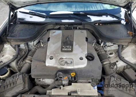 2015 Infiniti Q40 z USA, uszkodzony, nr VIN JN1CV6AR2FM650810